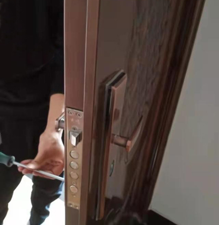 太和上门开锁 换锁 太和本地开锁公司